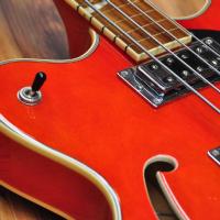 Eastwood Classic 4 Fretless Red (used)