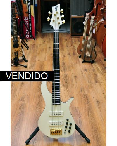 F Bass Deluxe BN5 Olympic White 