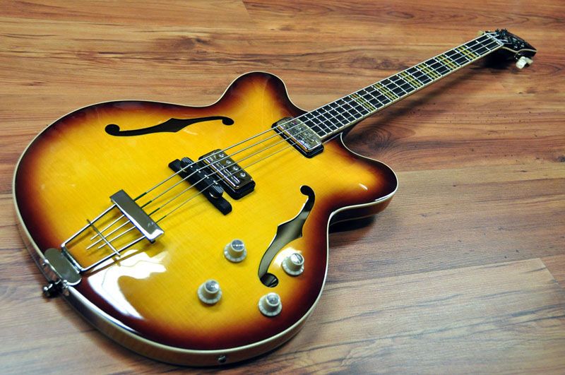 [Obrazek: imagAux1_Hofner-Verythin-1.jpg]