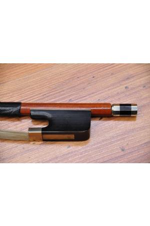 Double bass bow. Wooen. French frog (used) Double bass bow. Wooen. French frog (used)