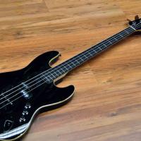 Fender Aerodyne Jazz Bass (B Stock)