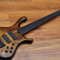 Marleaux Consat SE-5 Fretless Limited Edition 15th Anniversary