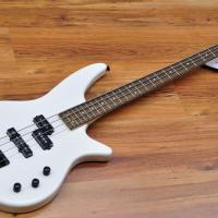 Jackson JS Series Spectra Bass JS2 Snow White