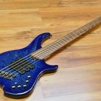 Dingwall Combustion 3 pickup 5 string Indigo Burst