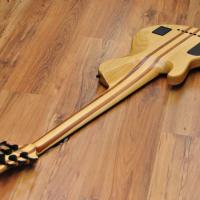 Sire Marcus Miller F10 Poplar Burl Top 6 string