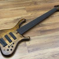 Marleaux Consat SE 6 Fretless Old Violin Aged