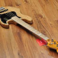 Fender American Original 70's Jazz Bass Natural.