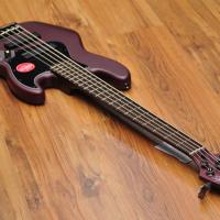 Squier Contemporary Active Jazz Bass V HH Roasted Maple Fingerboard Burgundy Satin