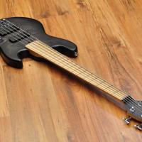 Maruszczyk Elwood L5a Black Burst