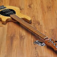 Sire Marcus Miller Z7 Natural 4 string