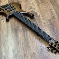 Marleaux Consat SE 6 Fretless Old Violin Aged