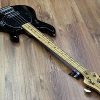 Music Man Retro 70's Stingray Black