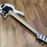 Dingwall Combustion NG3 Adam 'Nolly' Getgood 5 String Ducati Pearl White