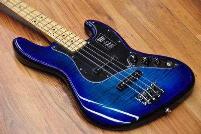 Fender Player Jazz Bass Ltd Edition Blueburst MN - Fender Player Jazz Bass Ltd Edition Blueburst MN -