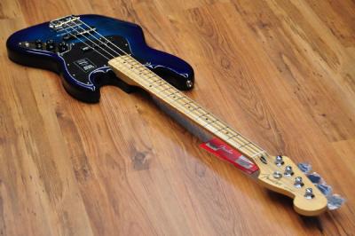 Fender Player Jazz Bass Ltd Edition Blueburst MN - Fender Player Jazz Bass Ltd Edition Blueburst MN -