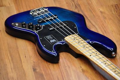 Fender Player Jazz Bass Ltd Edition Blueburst MN - Fender Player Jazz Bass Ltd Edition Blueburst MN -