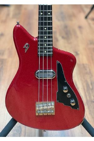 Duesenberg Kavalier Bass Red Sparkle Duesenberg Kavalier Bass Red Sparkle