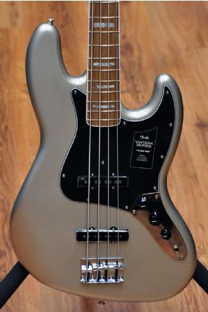 Fender Vintera 70s Jazz Bass Inca Silver