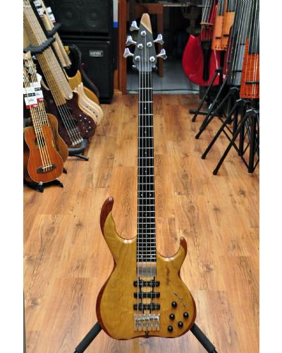 Weisse Hügel Altehorn V Drei Bass