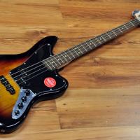 Squier Vintage Modified Jaguar Bass Special Sunburst