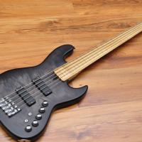 Maruszczyk Elwood L5a Black Burst