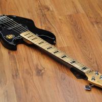 Sire Marcus Miller V7-5 Vintage 2nd Gen Alder Black MN