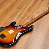 Ernie Ball Music Man BFR Stingray 5 Fretless BSV