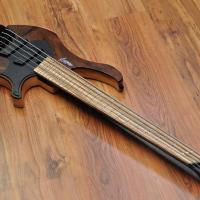 Grosmann Hess 5 Walnut (usado)