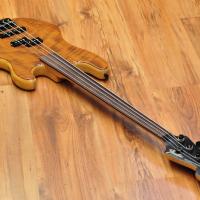 Fender 1984 Jazz Bass Special Lacewood top Fretless (custom made)