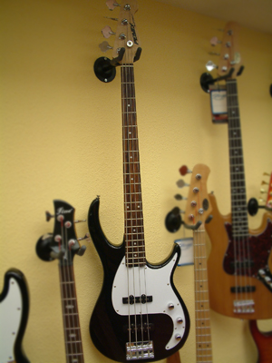 dedo índice Habubu Presidente Sold items | bass, electric bass, luthier, online shop | DoctorBass