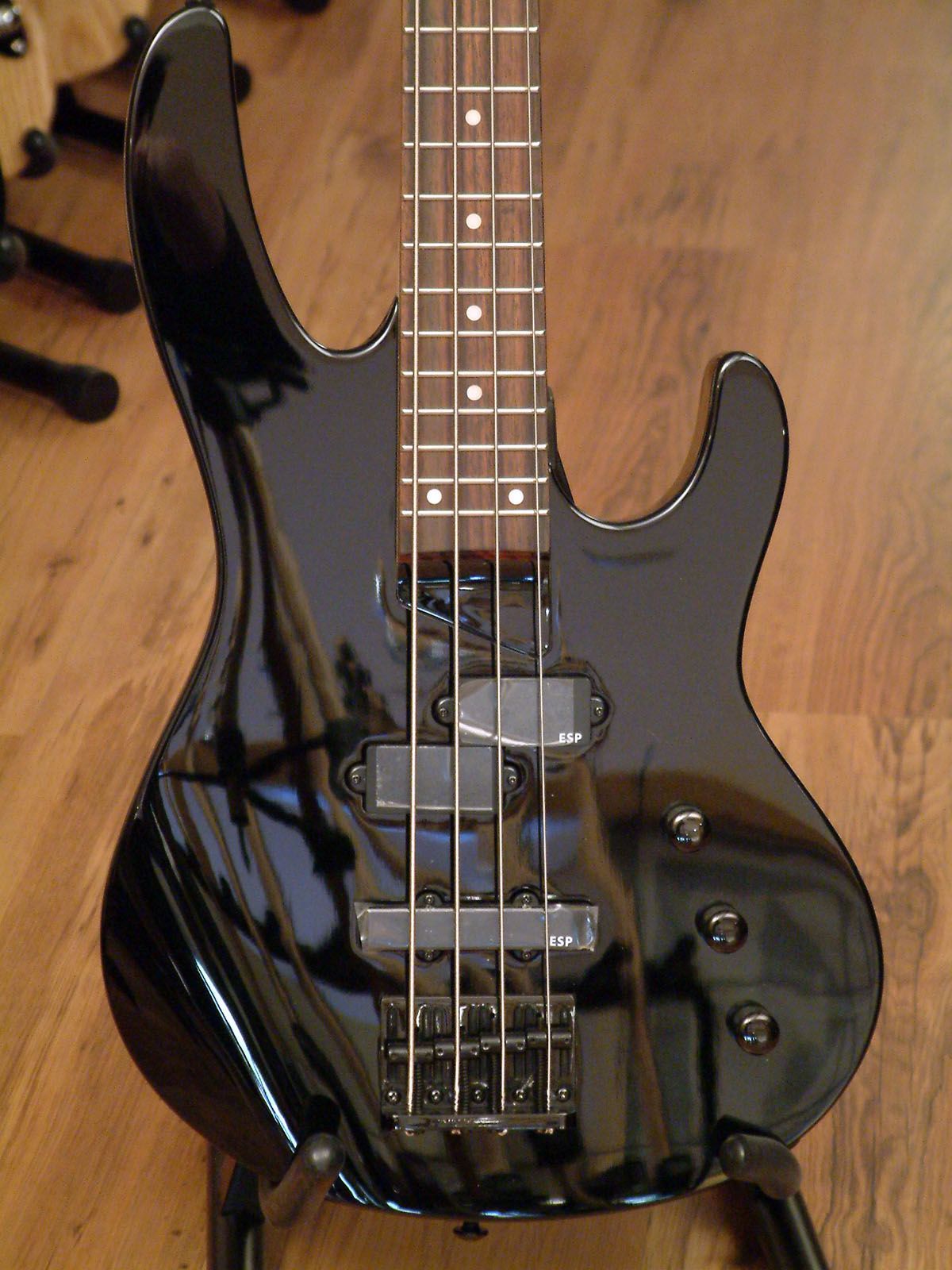 Ltd discount b50 bass