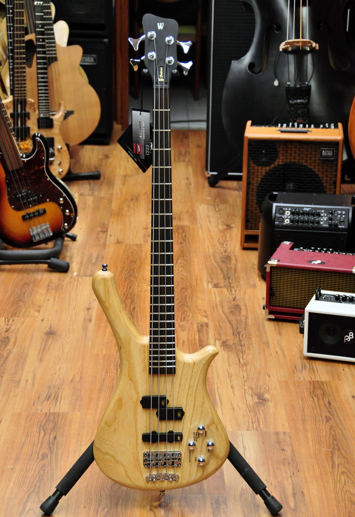 4 String | bass, electric bass, luthier, online shop | DoctorBass