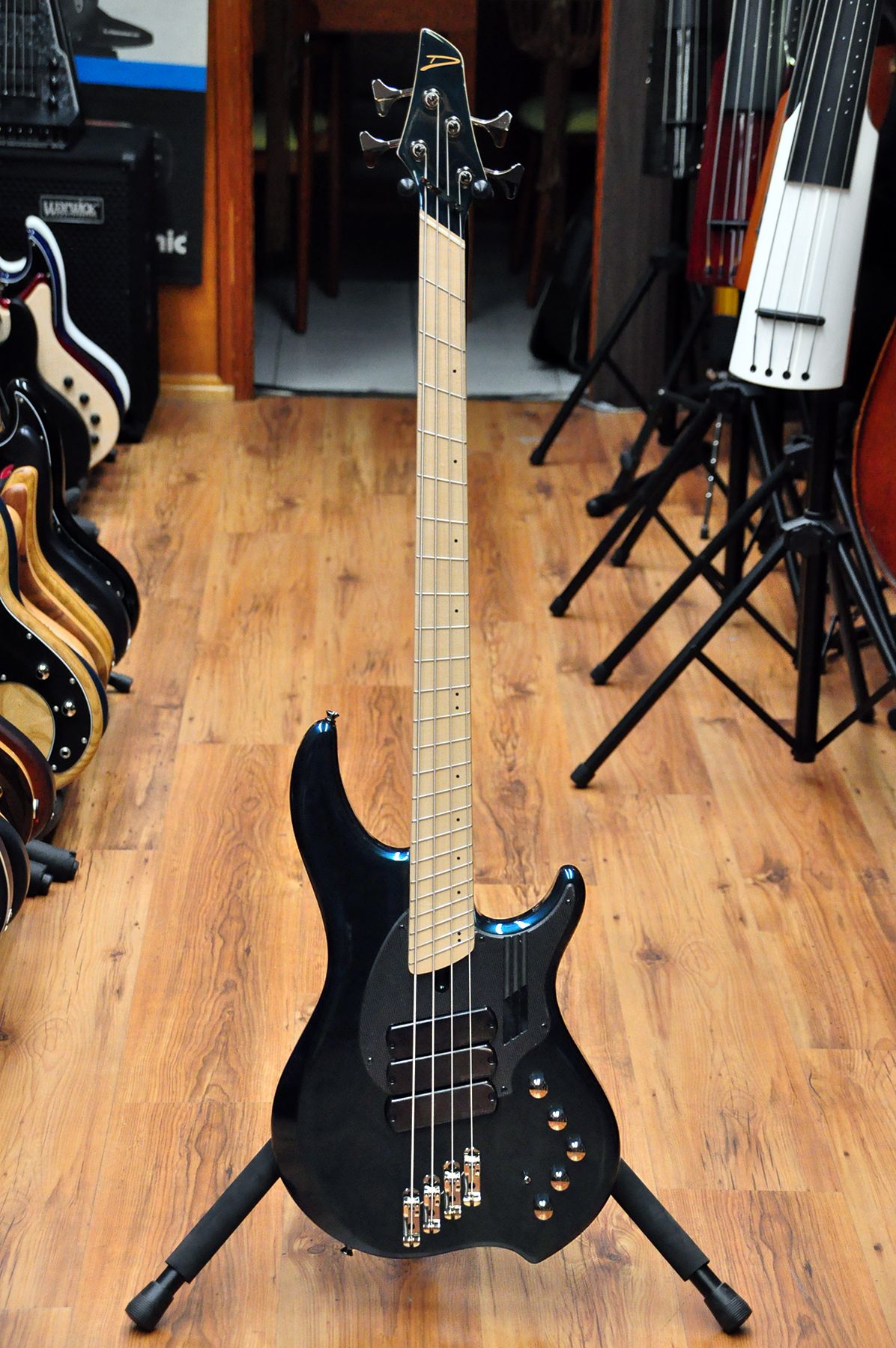 Nolly clearance bass strings