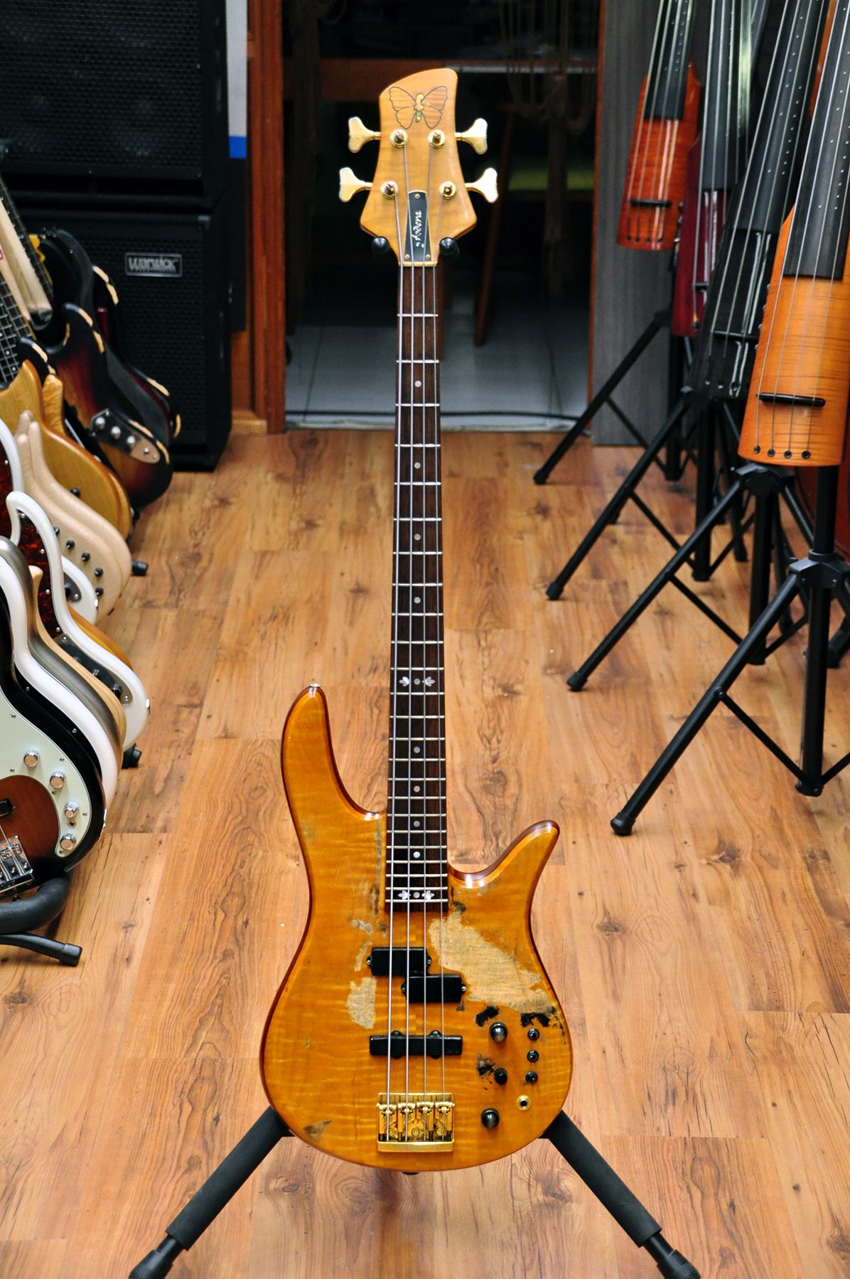 Fodera bass guitar clearance