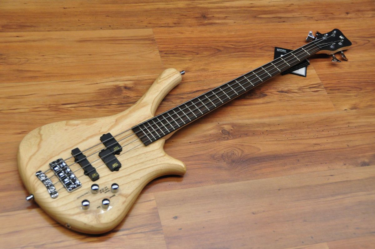 4 String | bass, electric bass, luthier, online shop | DoctorBass