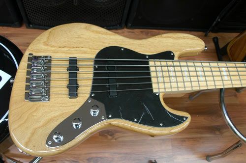 6 string jazz bass discount